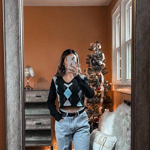 IZOD  baby blue white argyle academia preppy crop top sweater (cropped)